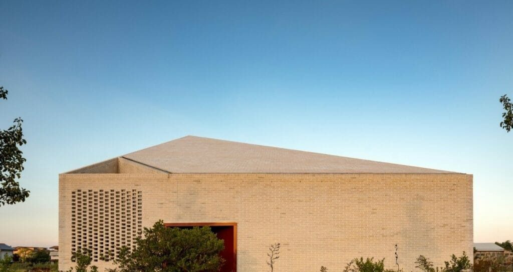 RO_MKT_SM_REF - Novaplan 4