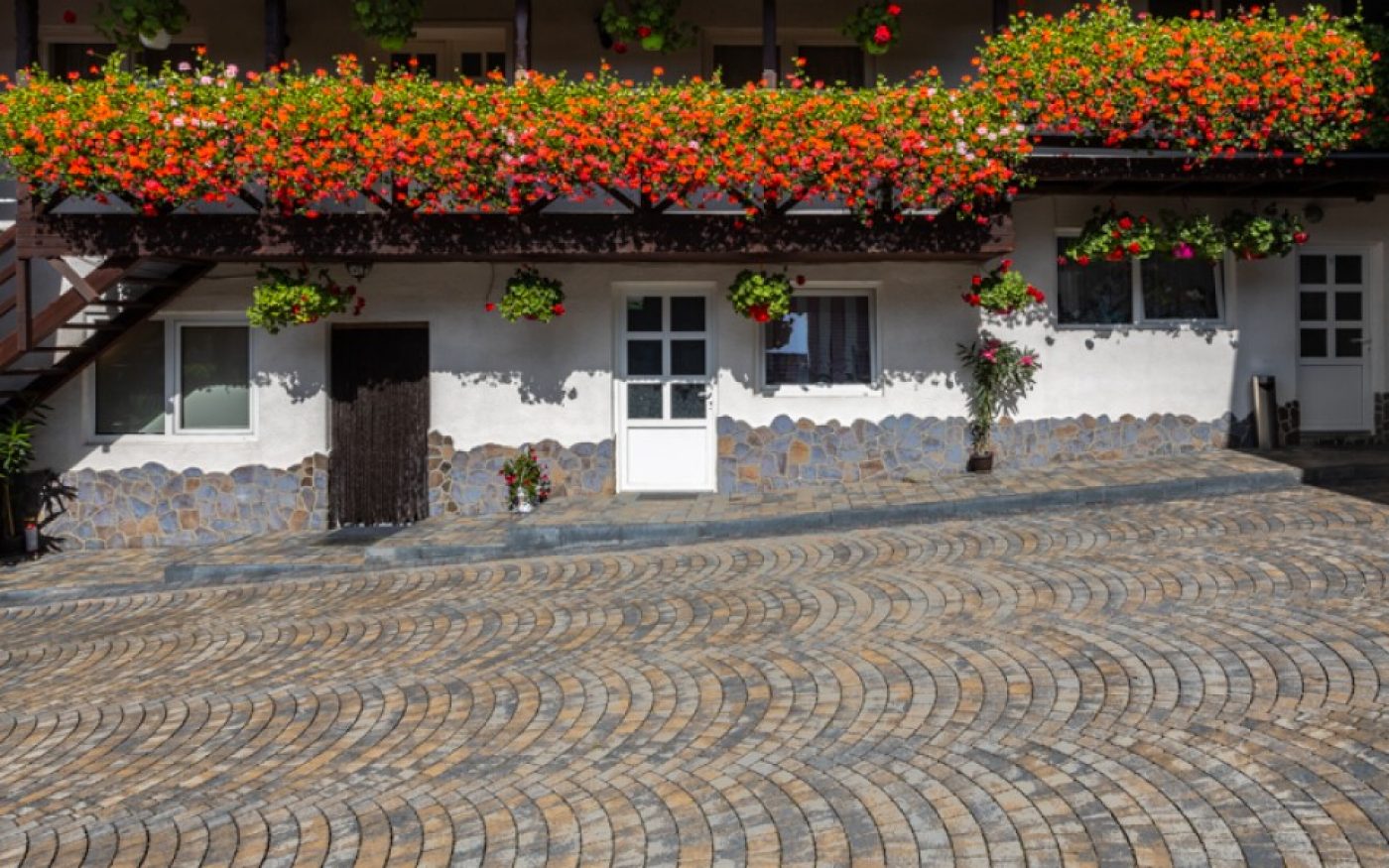 RO_MKT_SEM_Pavaj Arte Arc de Cerc referinta 2