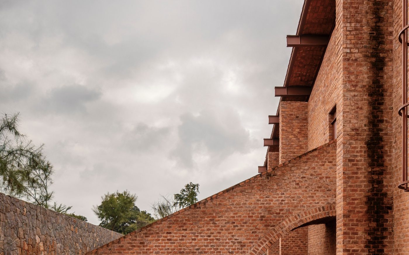 Warehouse and Offices in Jalisco Brick Award 26 Nominee Category Working together