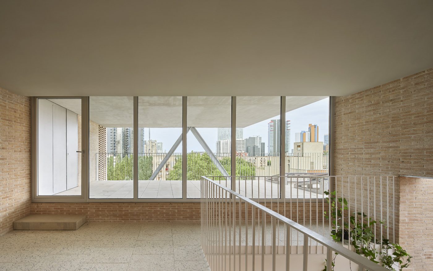 Brick Award 26 Nominee SOCIAL ATRIUM - 54 DWELLINGS IN THE BESÒS - Peris+Toral
