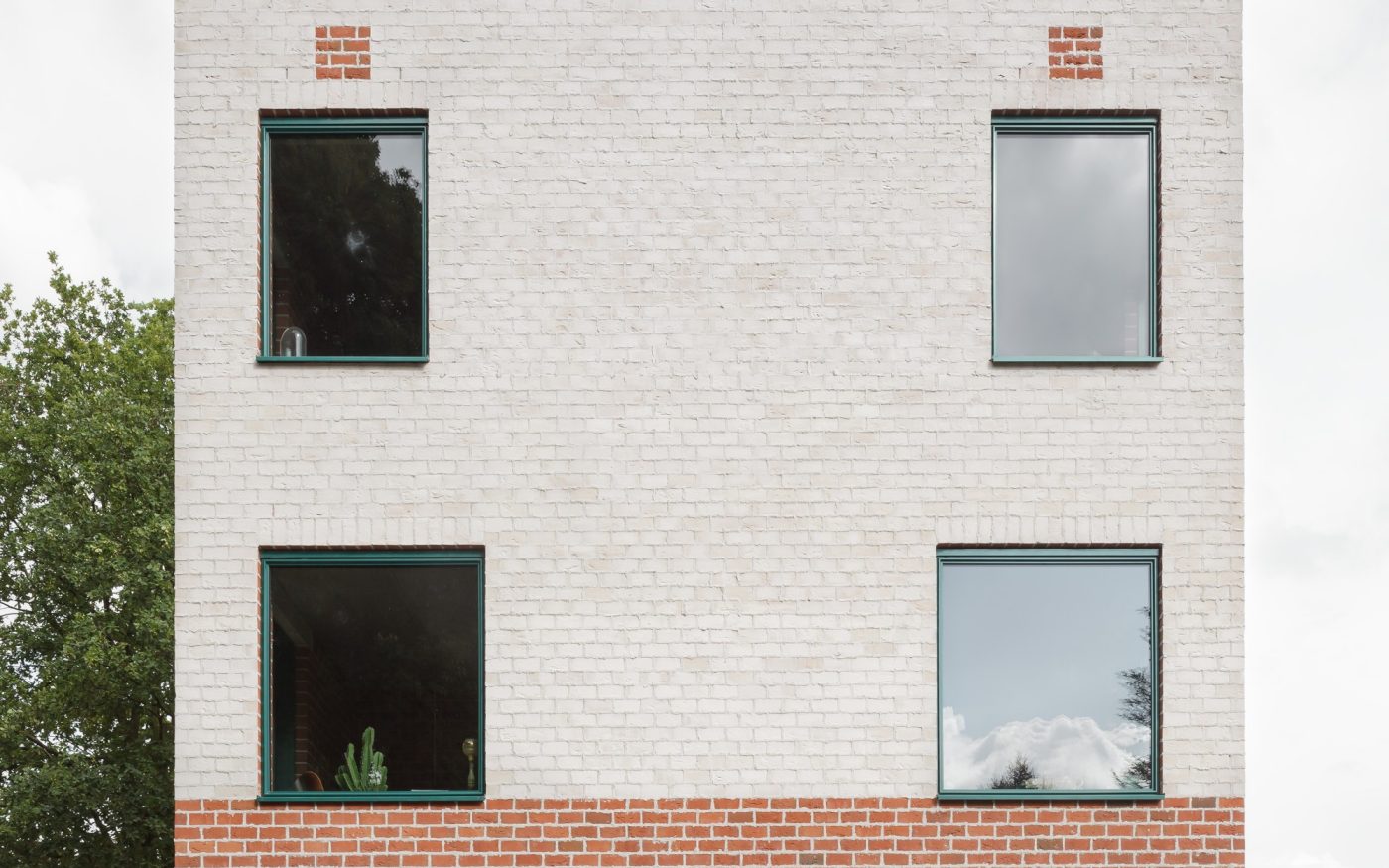 Atlas House, single-family house with facing bricks, Brick Award 2018 Winner Categoy "Feeling at home", Monadnok, Photo: Stijn Bollaert