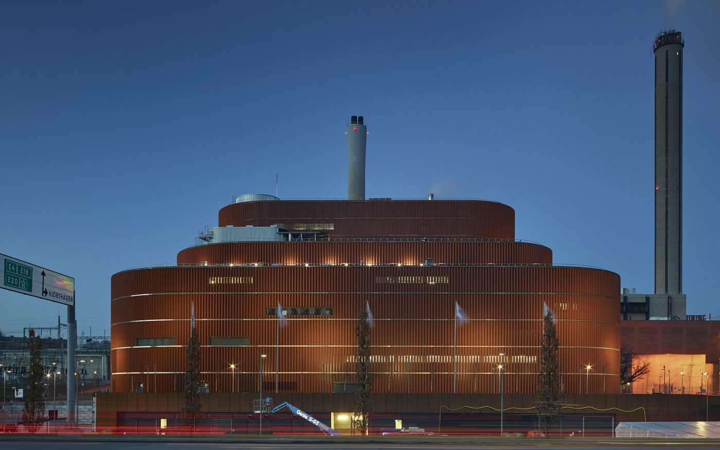 Vartan Bioenergy CHP Plant with ceramic facade panels; Brick Award 2018 Category Winner "Building Outside the Box"; U.D. Urban Design AB/SE & Gottlieb Paludan; Photo: Robin Hayes