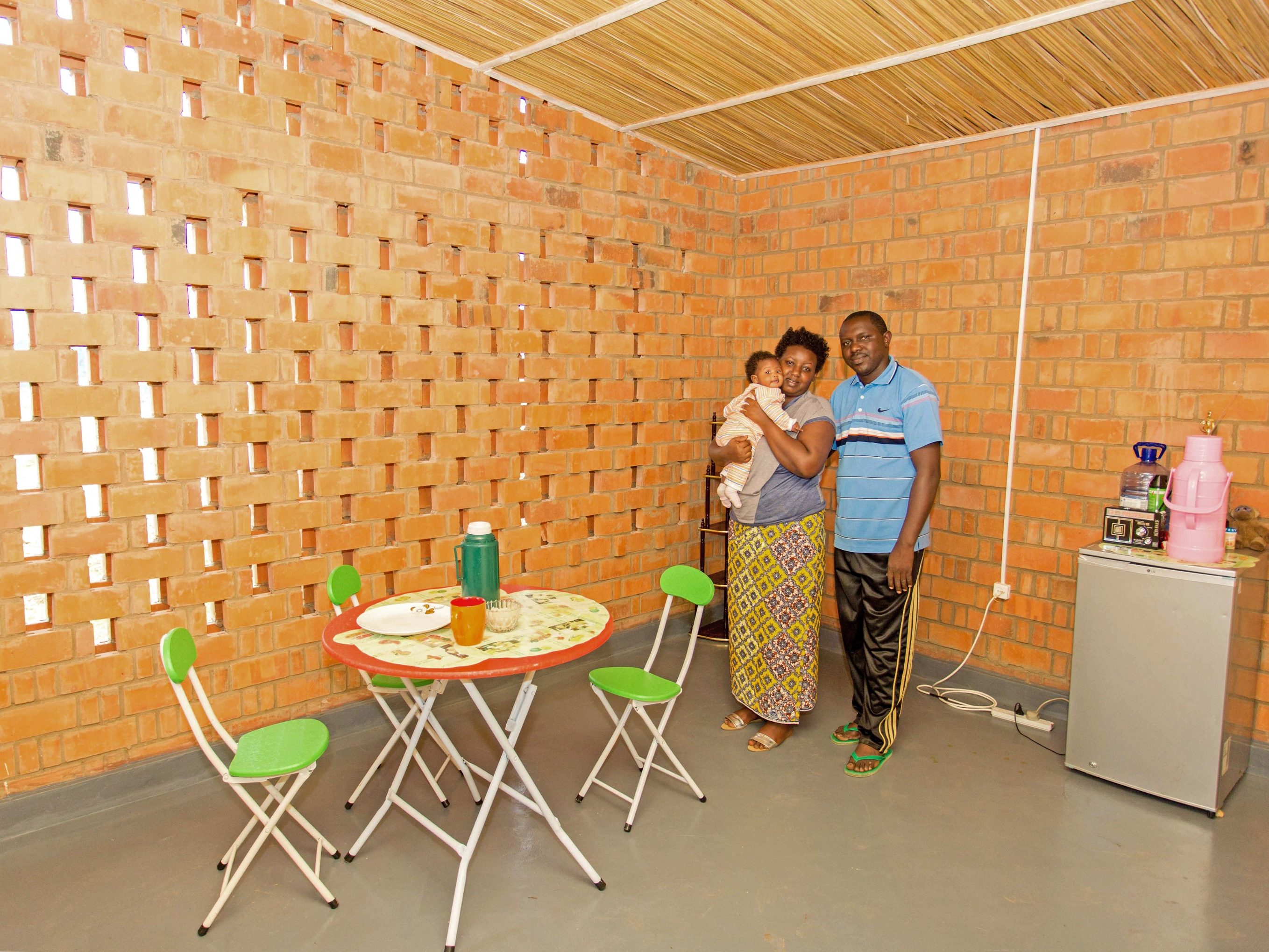 Prototype Village House; Brick Award 2020 Category "Living Together"; Architects: MIT Rwanda Workshop Team, Photo: Rafi Segal, Monica Hutton, Andrew Brose