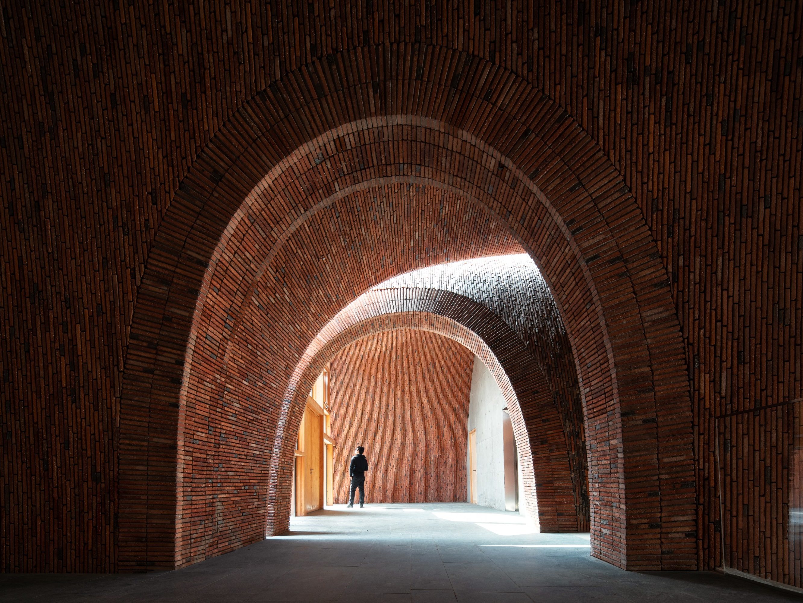 View to the foyer of auditorium at Jingdezhen Imperial Kiln Museum