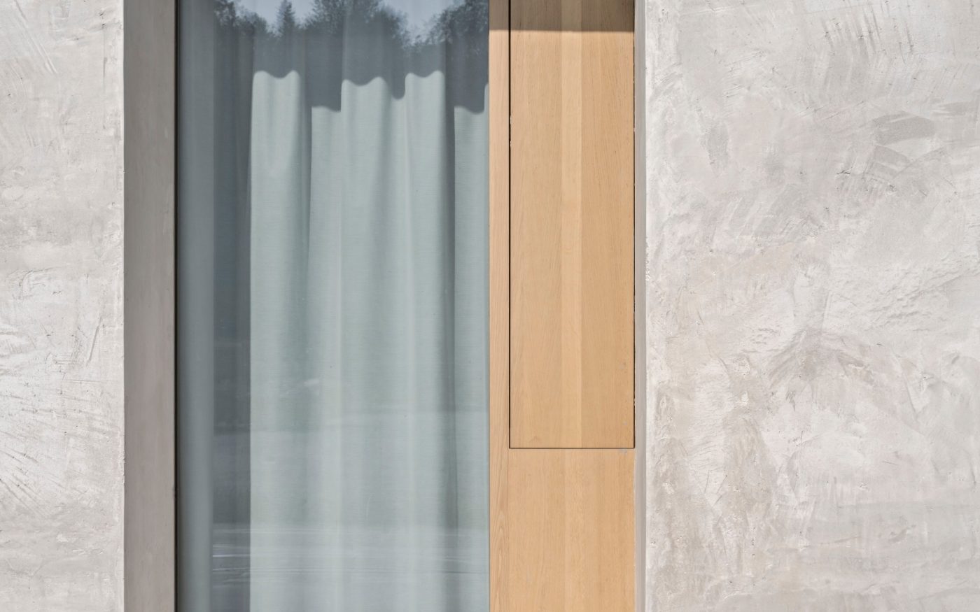 2226 Emmenweid. Brick Award 22 Category "Working together". Baumschlager Eberle Architekten. View at window