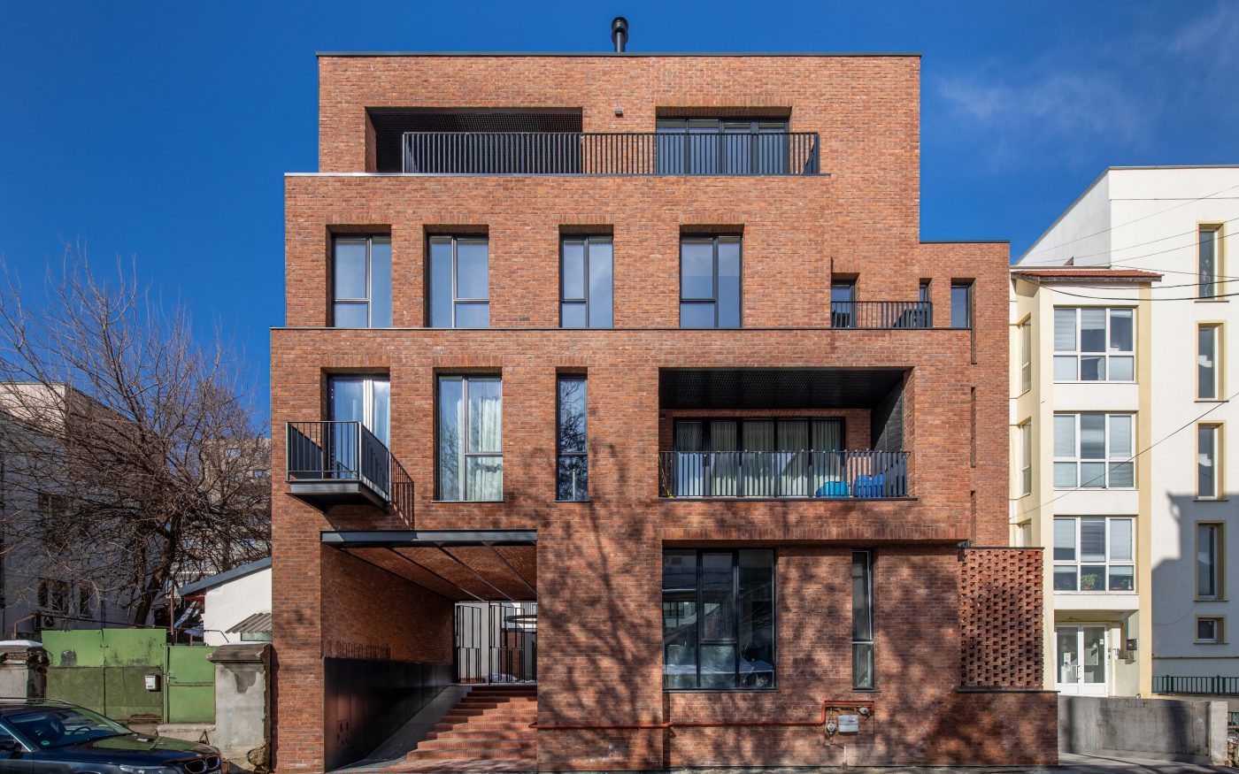 Badea Cartan Brick Award 22 Rezidential Multifamilial