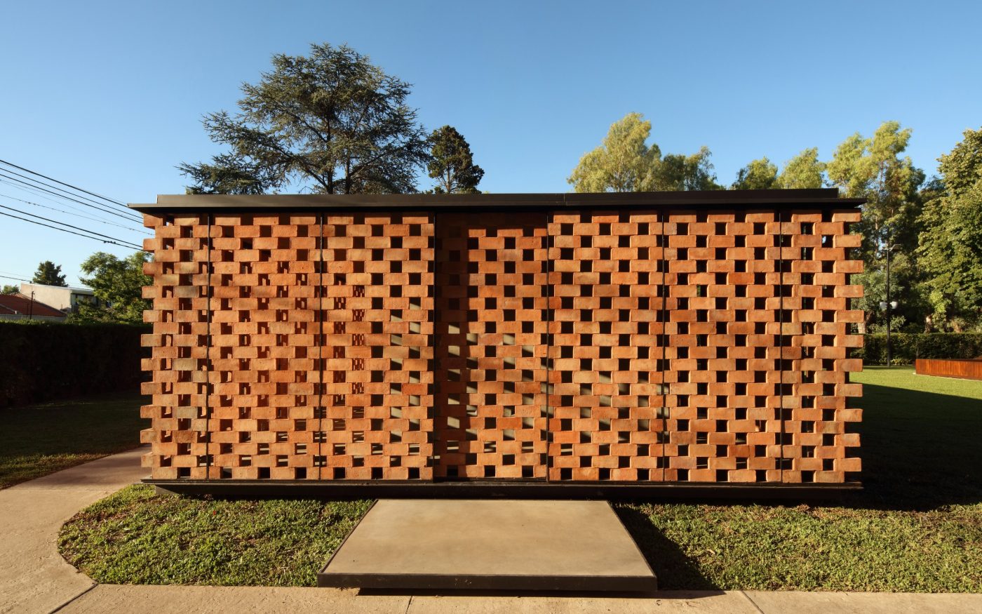 Experimental Brick Pavillion; Brick Award 2020 Nominee Category "Building Outside the Box"; Architect: Estudio Botteri-Connell; Photo:  Gustavo Sosa Pinilla