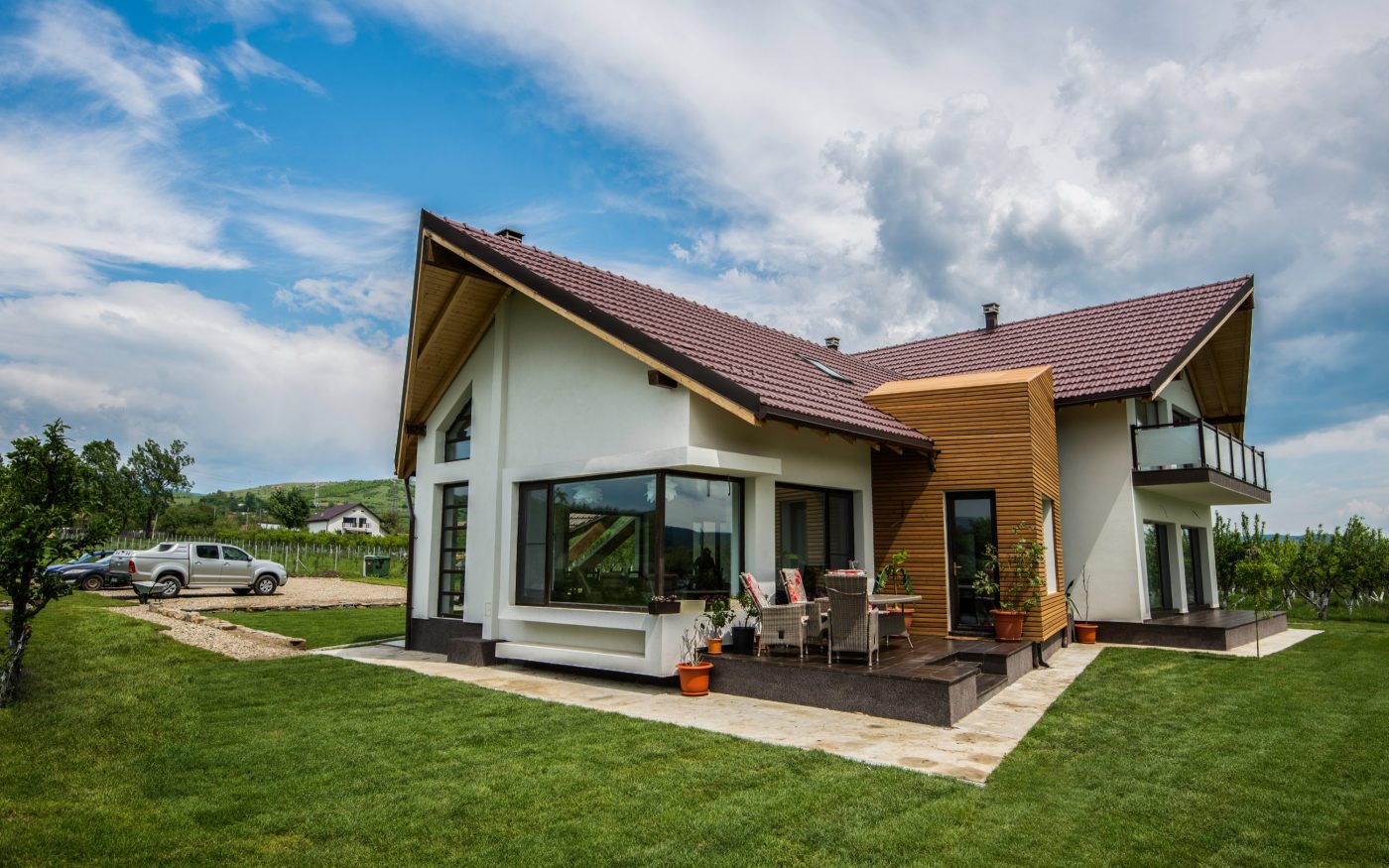 the guesthouse in the orchard / pensiunea din livada