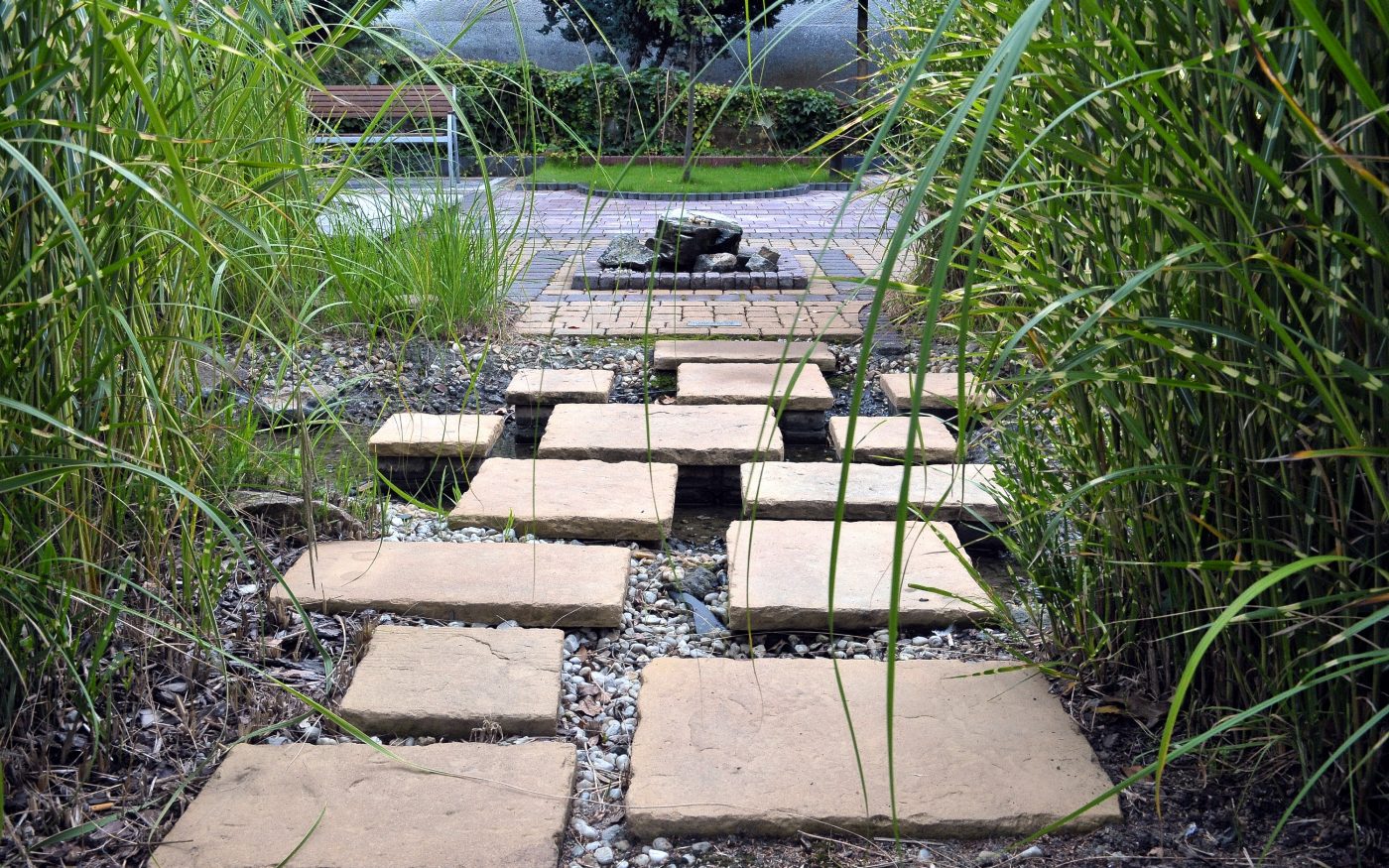 RO_MKT_PHO_SEM_Bradstone_Old_Town_stepping_stone_02