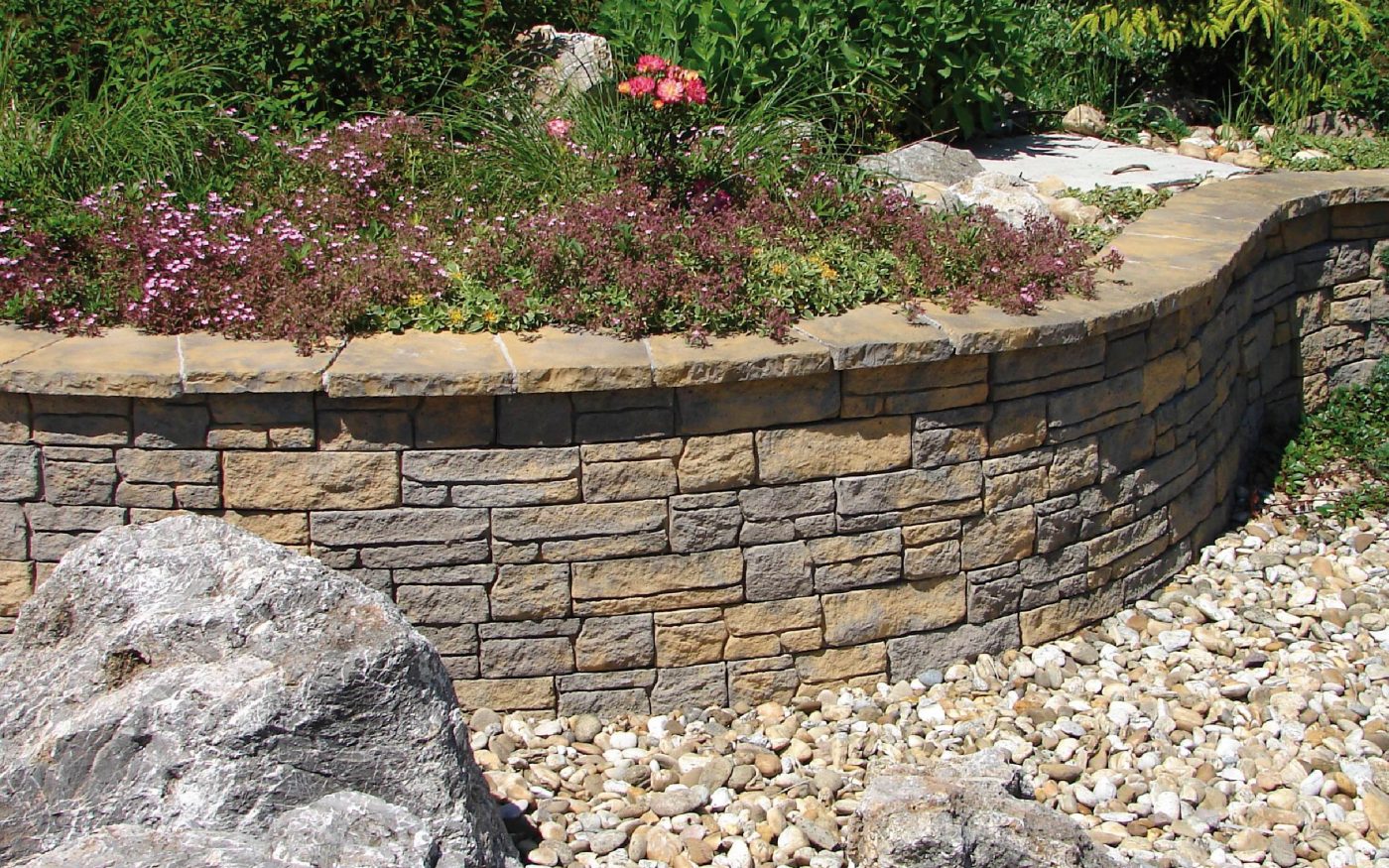 RO_MKT_PHO_SEM_Bradstone_mintainblock_02