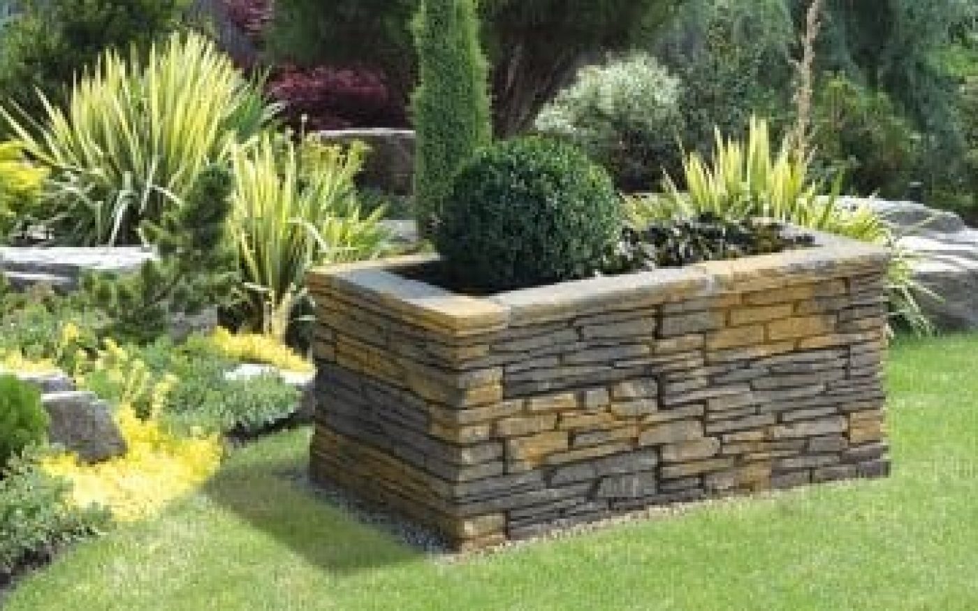 RO_PHO_SEM_Madoc_1_Jardiniera