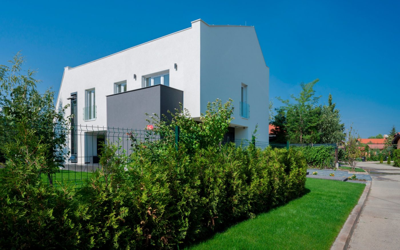 e4 brick House from Romania