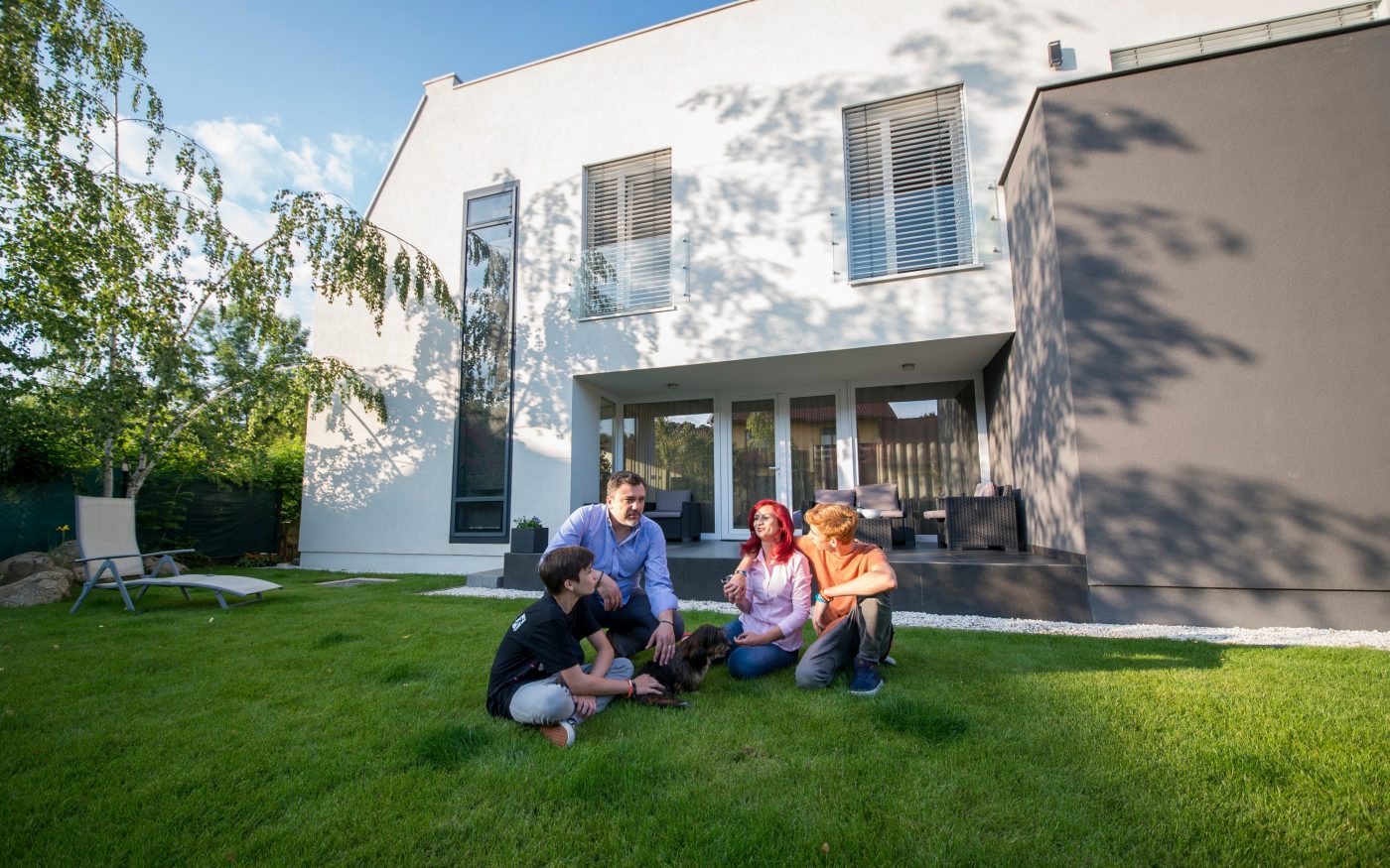 Photo family e4 house romania , first house